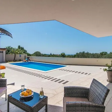 Villa Traumhafte **** Meerblick Und Pool Galižana
