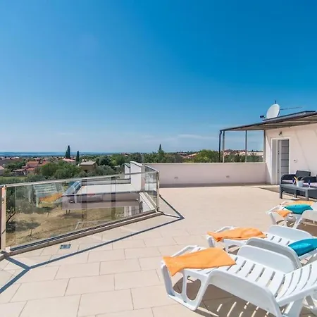 Traumhafte **** Meerblick Und Pool * Galižana